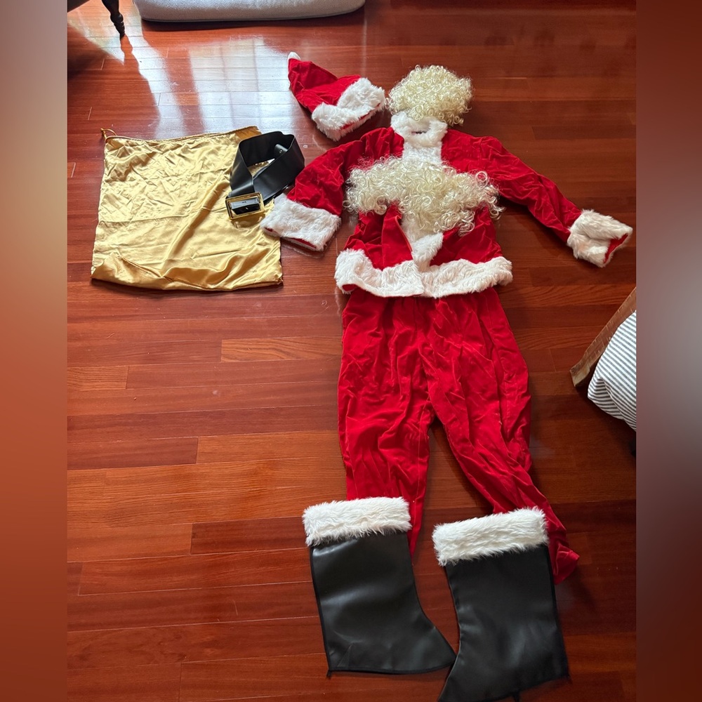 Men’s Santa suit